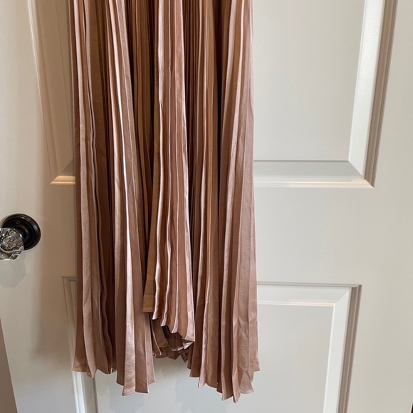 NWOT A.L.C. Renzo Pleated Midi Dress in Beige Size 4 - Picture 14 of 16